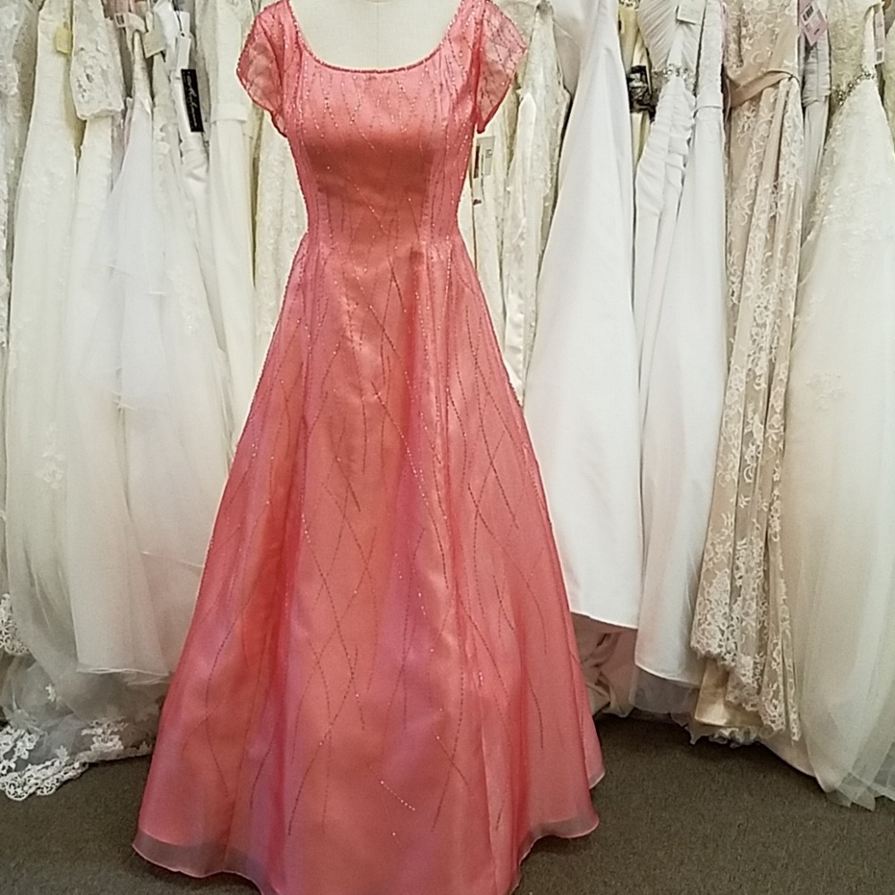NWT Cap Sleeves A-line Pink long Dress